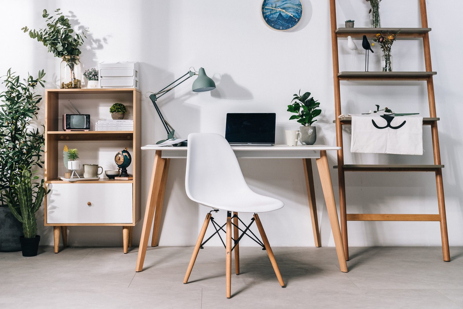 Premium Wooden Leg Dining Chair - White - Image 6